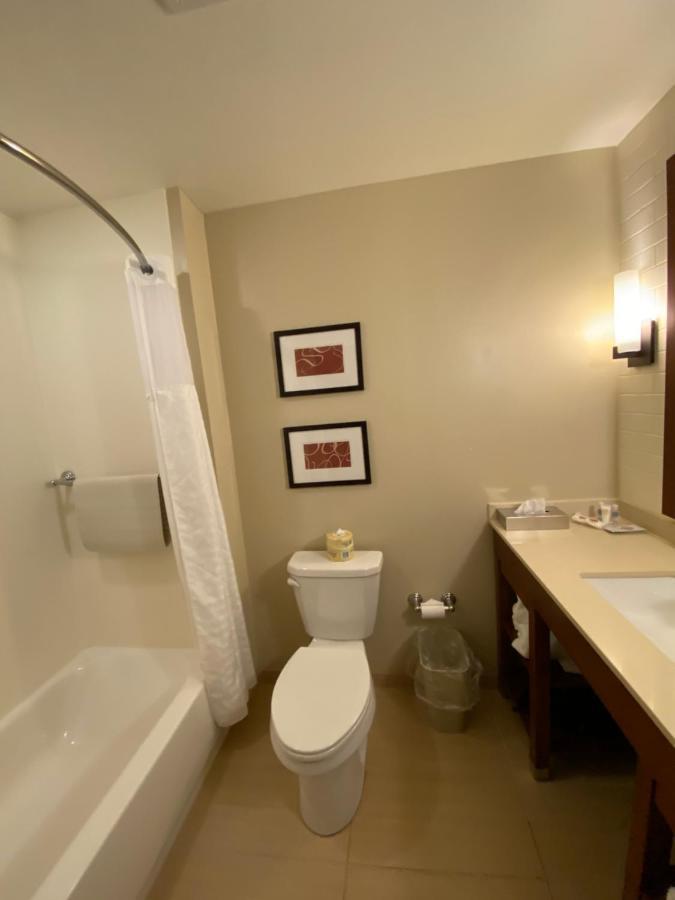 Comfort - Lancaster Hotel